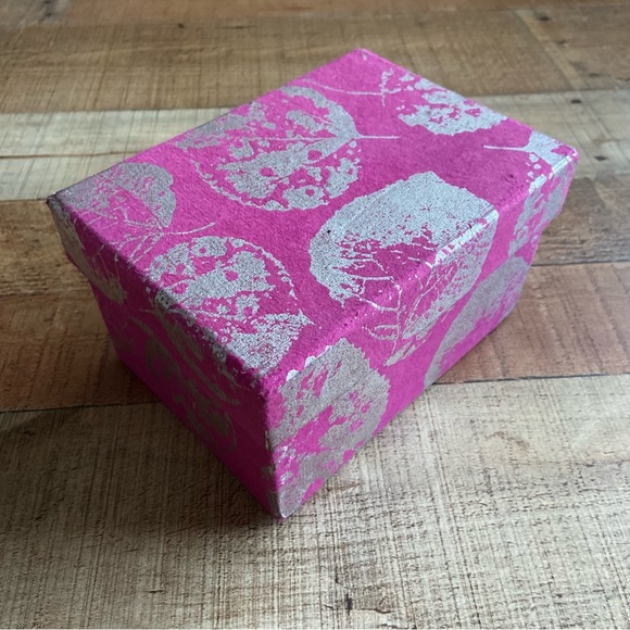 Floral Storage Box - Picture 4 of 5